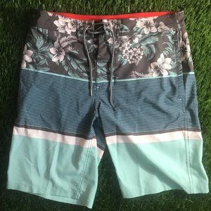 Goodfellow Board Shorts, Size W32 - Blue Hawaiian